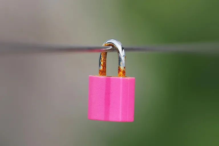 Trvalý pracovný pomer a práca na dohodu